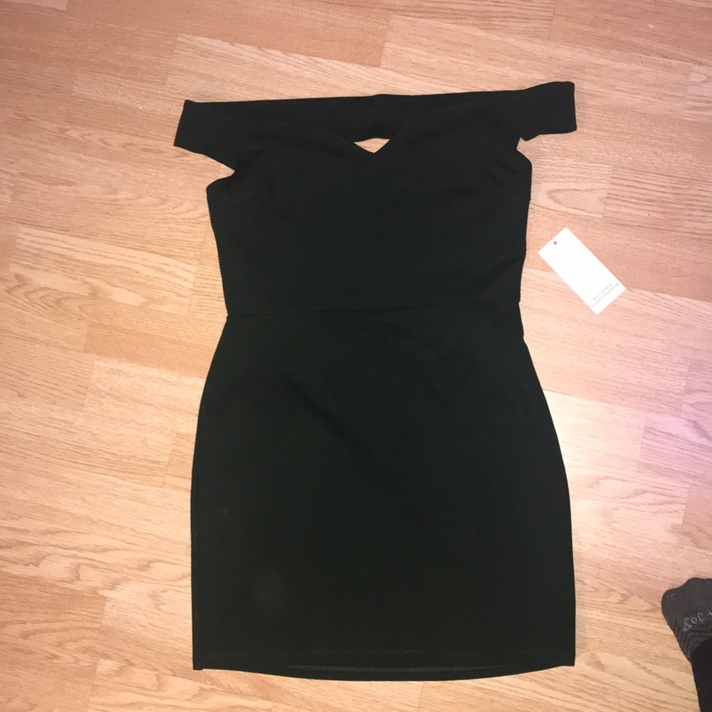 Dark Green Off the Shoulder BodyCon Dress